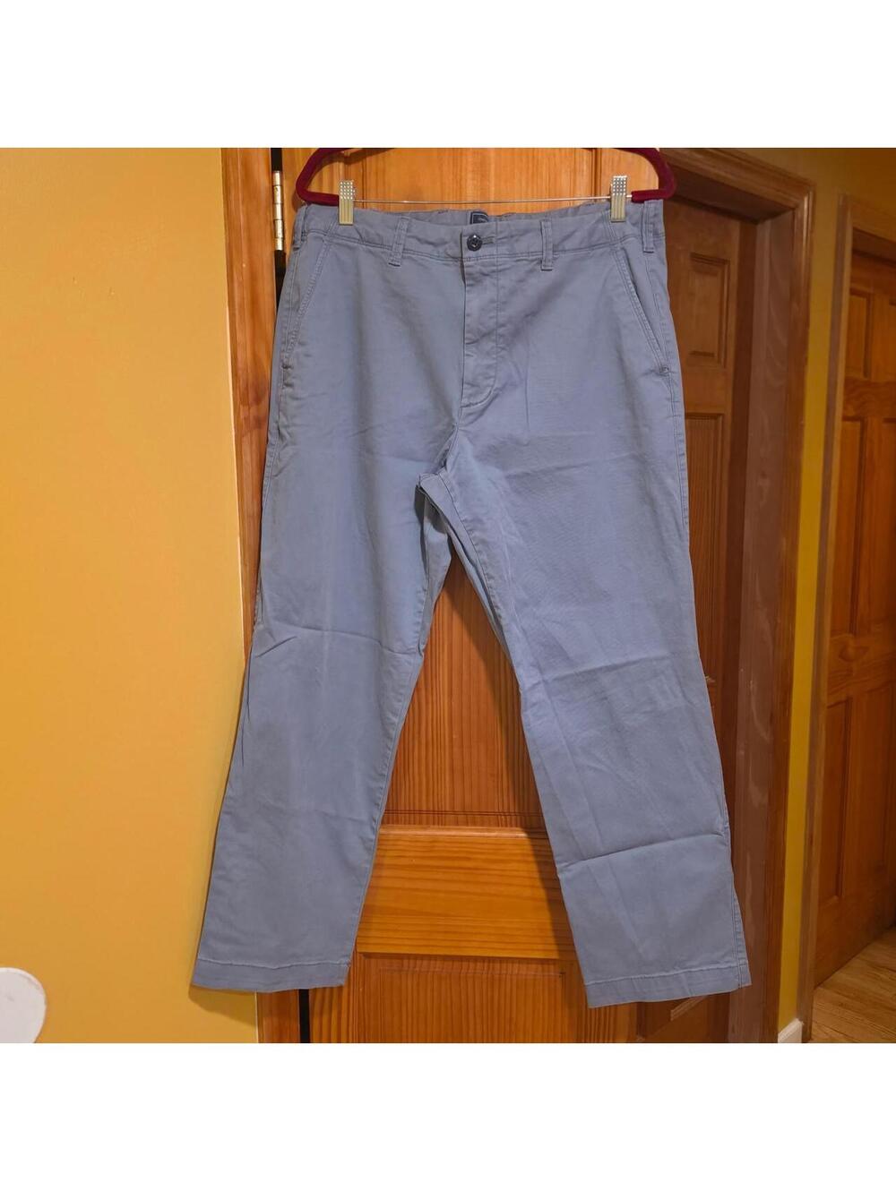 Gap Khakis Lived-In Straight Stretch Pants Gap Khakis "Lived-In" Straight